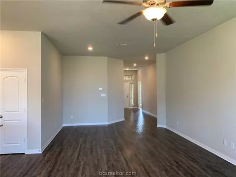 3465 Lockett Hall Cir, Bryan, TX 77808 photo 8