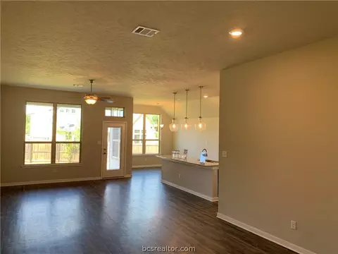 3465 Lockett Hall Cir, Bryan, TX 77808 photo 5