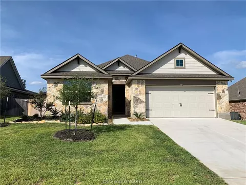 3465 Lockett Hall Cir, Bryan, TX 77808 photo 3