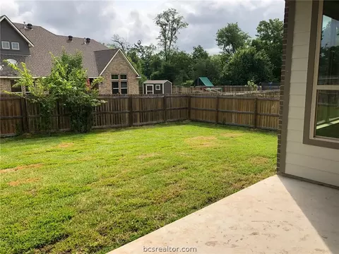 3465 Lockett Hall Cir, Bryan, TX 77808 photo 16