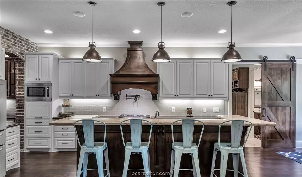  18045 Martingale Ct, College Station, TX 77845 photo 18