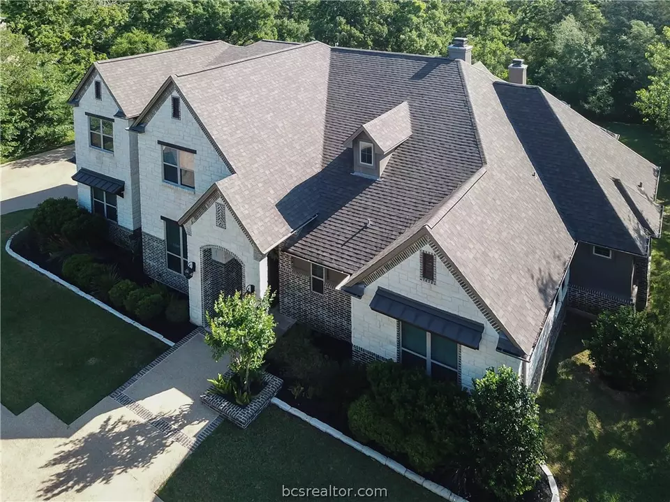  18045 Martingale Ct, College Station, TX 77845 photo 1