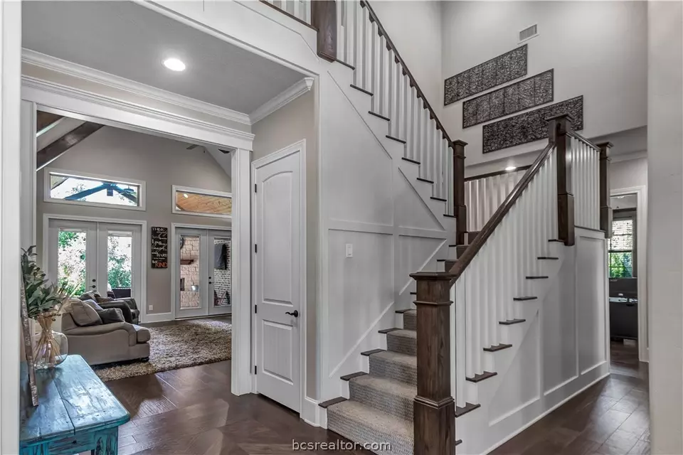  18045 Martingale Ct, College Station, TX 77845 photo 8