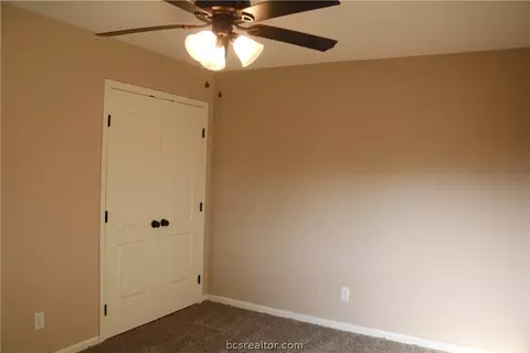 4500 Meadowbrook Dr, Bryan, TX 77802 photo 15