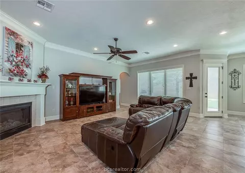 3510 Wakefield Dr, Bryan, TX 77808 photo 6