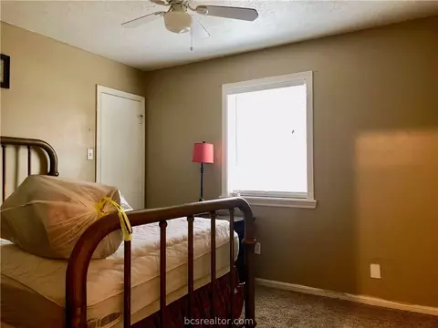 3101 Red Robin Loop, Bryan, TX 77802 photo 11