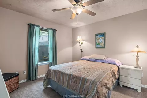 911 E 26th St, Bryan, TX 77803 photo 10