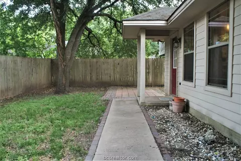 911 E 26th St, Bryan, TX 77803 photo 19