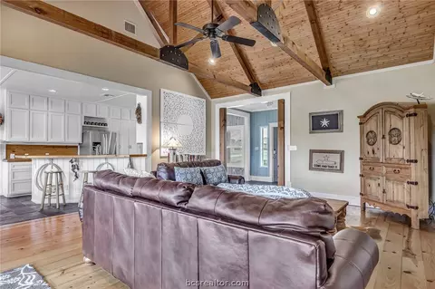 5714 Easterling Dr, Bryan, TX 77808 photo 6