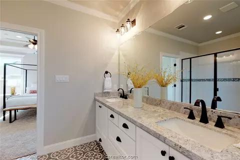 4240 Harding Way, Bryan, TX 77808 photo 30
