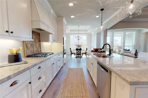 4240 Harding Way, Bryan, TX 77808 photo 16