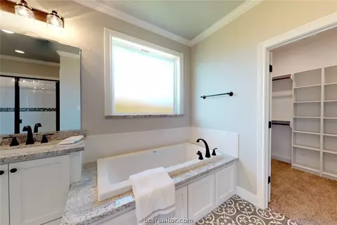 4240 Harding Way, Bryan, TX 77808 photo 31