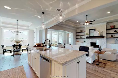 4240 Harding Way, Bryan, TX 77808 photo 11