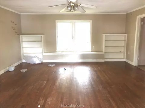 104 Davis St, Bryan, TX 77801 photo 4