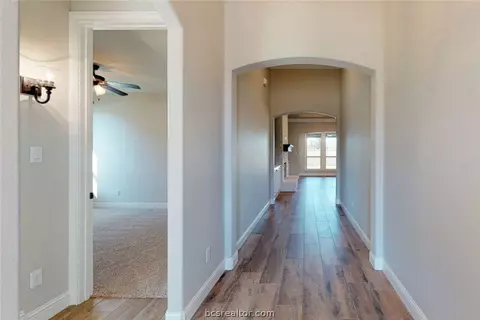 4223 Harding Way, Bryan, TX 77808 photo 3