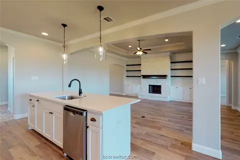 4223 Harding Way, Bryan, TX 77808 photo 9
