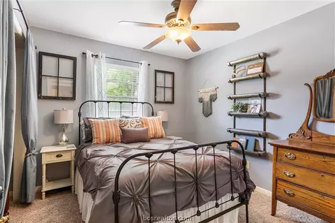 1104 Forest Glen Ct, Bryan, TX 77803 photo 16