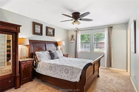 1104 Forest Glen Ct, Bryan, TX 77803 photo 20