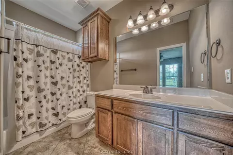 7575 Planters Loop, Bryan, TX 77808 photo 15