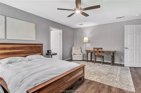 4012 Austins Estates Dr, Bryan, TX 77808 photo 19