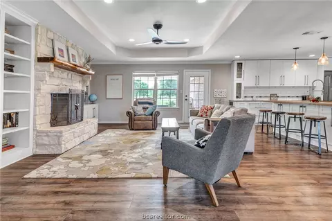 4012 Austins Estates Dr, Bryan, TX 77808 photo 13