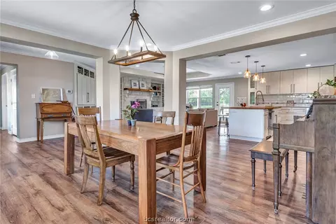 4012 Austins Estates Dr, Bryan, TX 77808 photo 17