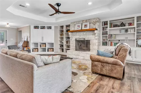 4012 Austins Estates Dr, Bryan, TX 77808 photo 15