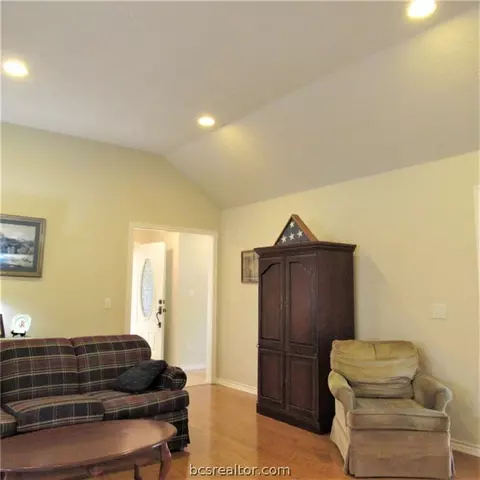 2602 Priscilla Ct, Bryan, TX 77802 photo 5