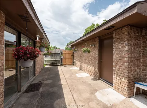 2212 Windsor Dr, Bryan, TX 77802 photo 19