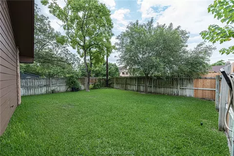 2212 Windsor Dr, Bryan, TX 77802 photo 21