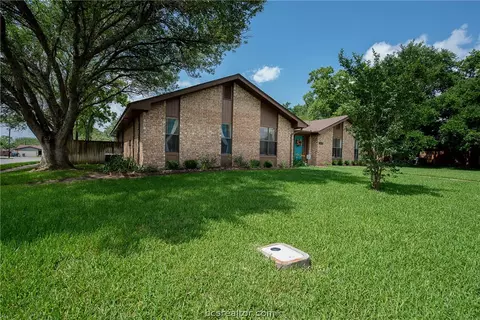 2212 Windsor Dr, Bryan, TX 77802 photo 20
