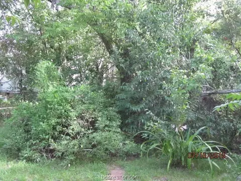 404 E Gregg St, Calvert, TX 77837 photo 25
