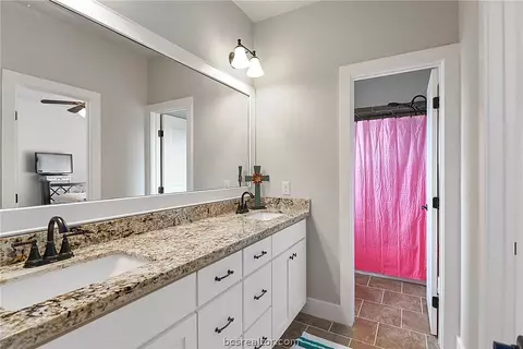 7832 Mapache Ct, Bryan, TX 77808 photo 22