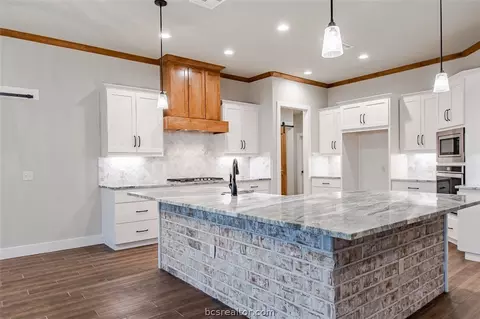 7365 Limestone Ct, Bryan, TX 77808 photo 12