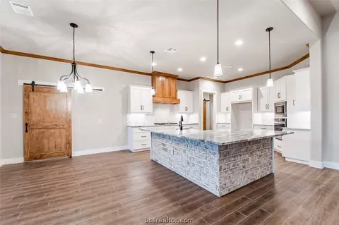 7365 Limestone Ct, Bryan, TX 77808 photo 11