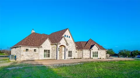 7365 Limestone Ct, Bryan, TX 77808 photo 37