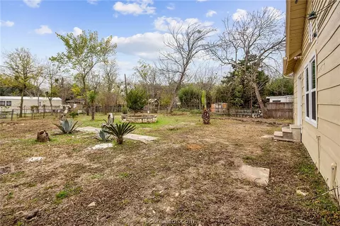 909 E 22nd St, Bryan, TX 77803 photo 23