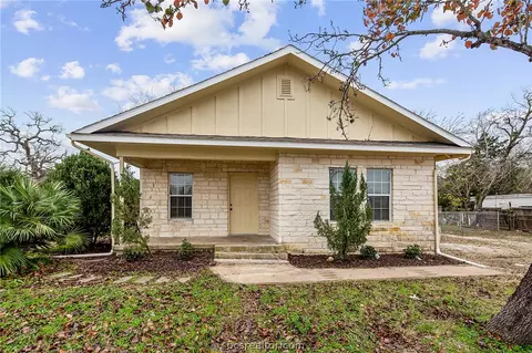 909 E 22nd St, Bryan, TX 77803 photo 1