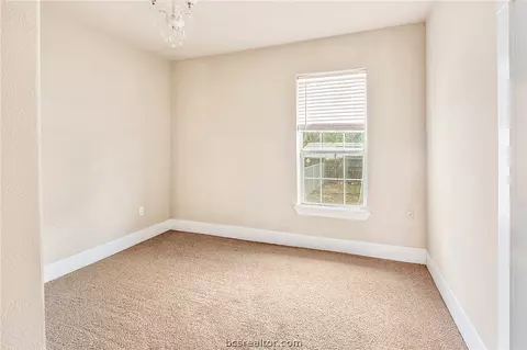 909 E 22nd St, Bryan, TX 77803 photo 18