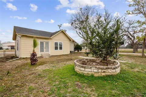 909 E 22nd St, Bryan, TX 77803 photo 21