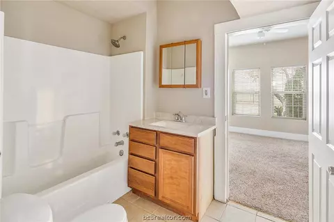 909 E 22nd St, Bryan, TX 77803 photo 19