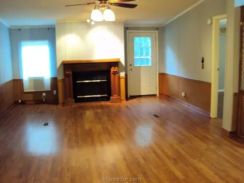 1291 Colwell Ct, Bryan, TX 77807 photo 5