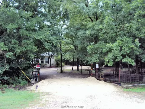 1291 Colwell Ct, Bryan, TX 77807 photo 36