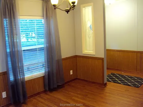 1291 Colwell Ct, Bryan, TX 77807 photo 10