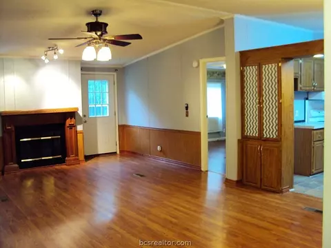 1291 Colwell Ct, Bryan, TX 77807 photo 7