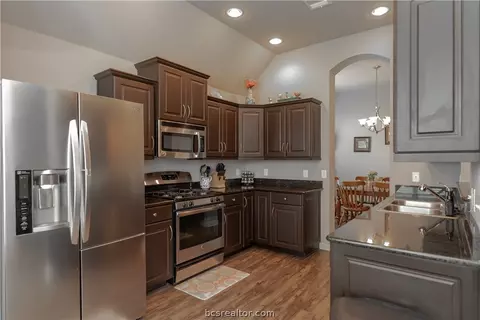 3017 Positano Loop, Bryan, TX 77808 photo 6