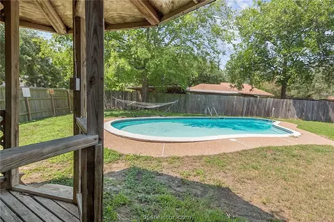 600 Williamson Dr, Bryan, TX 77801 photo 19