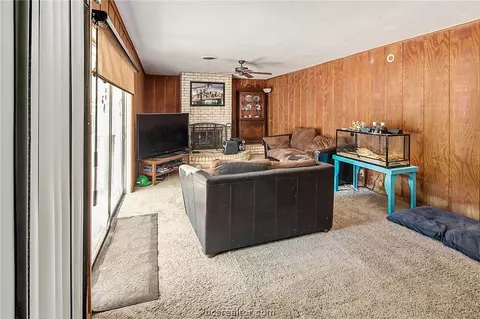 600 Williamson Dr, Bryan, TX 77801 photo 7