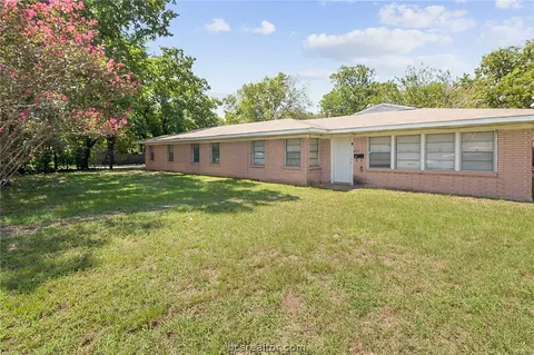 600 Williamson Dr, Bryan, TX 77801 photo 22