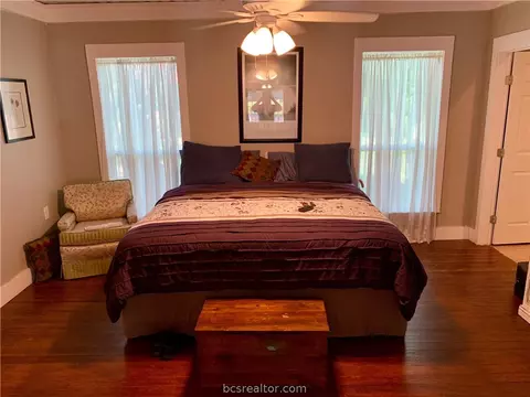 708 E Texas St, Calvert, TX 77837 photo 8